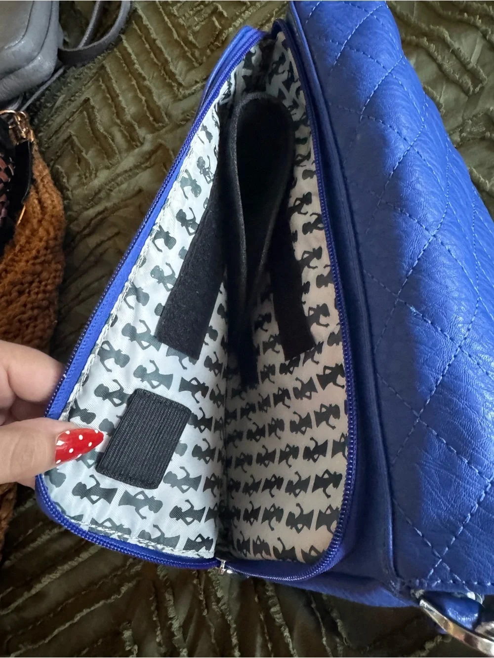 NWT Damsel in Defense Clutch Blue Concealed Carry Crossbody Purse Holster